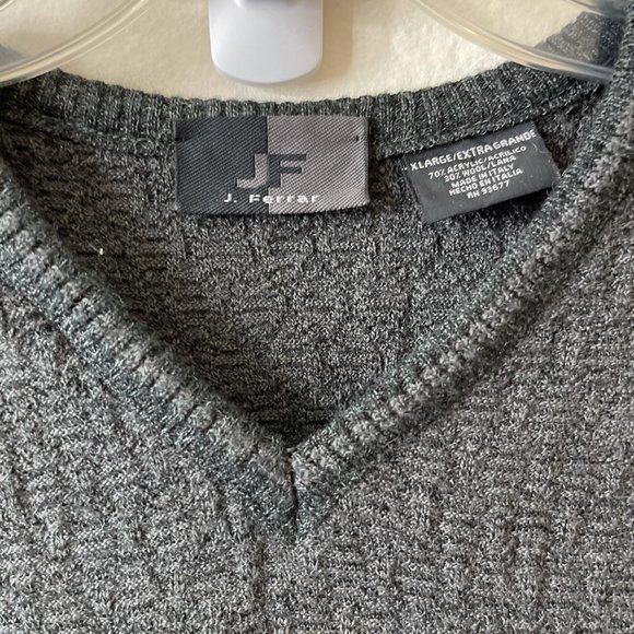 Vintage 90's Gray Knit Sweater vest - Picture 2 of 4